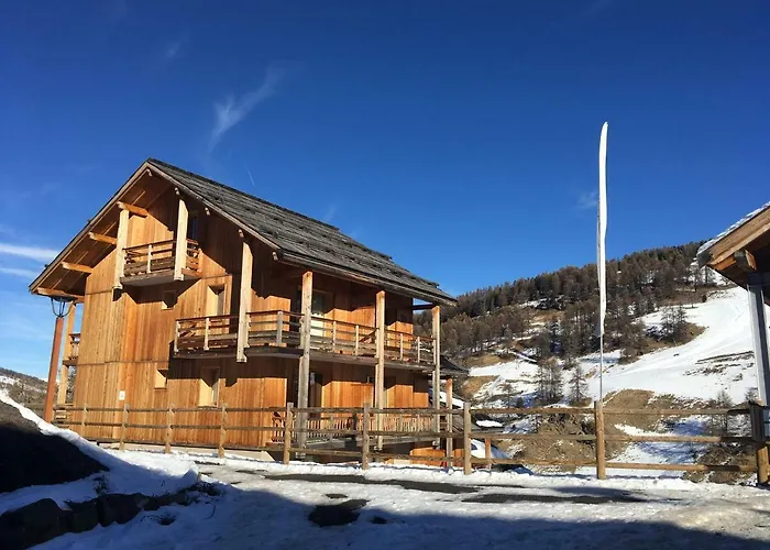 Duplex Familial à Vars, Chalets des Rennes