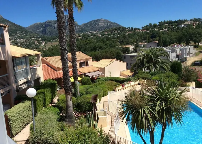Au calme dans hameau fleuri joli Studio 3 pers piscine parking wi-fi